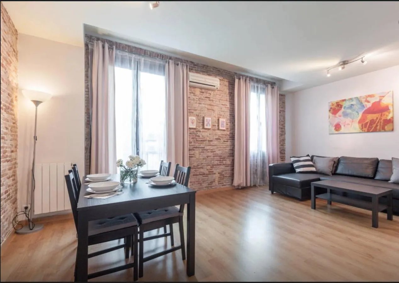 Central Apartment Barcelona 0*,
